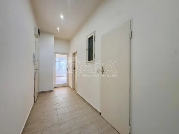 Pronájem bytu 2+kk, Praha - Nové Město, Žitná, 45 m2