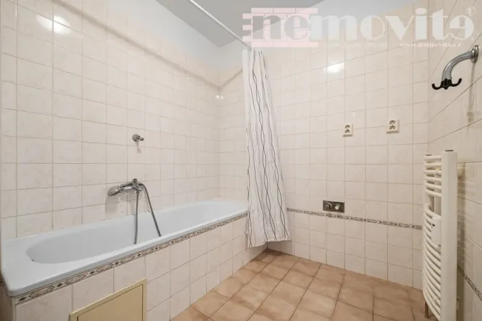 Prodej bytu 2+kk, Pardubice, Dubinská, 47 m2