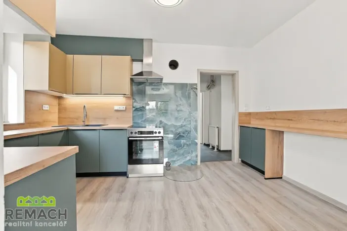 Pronájem bytu 3+1, Hvozdná, K Větřáku, 89 m2