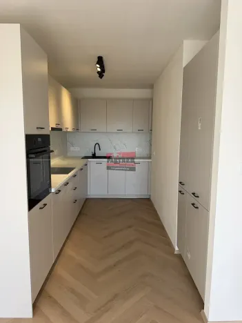 Pronájem bytu 2+kk, Tábor, Janáčkova, 54 m2