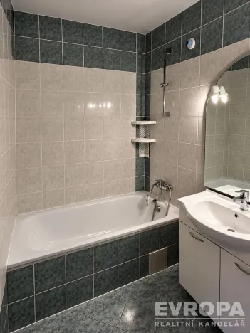 Pronájem bytu 3+kk, Liberec, Na Rybníčku, 92 m2