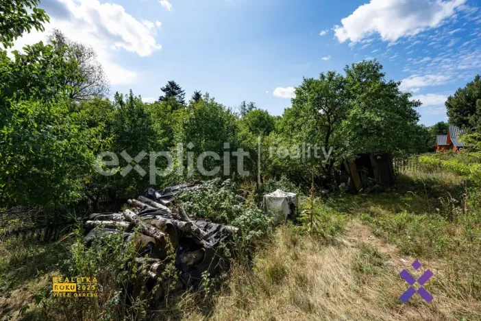 Prodej pozemku pro bydlení, Držková, 1355 m2