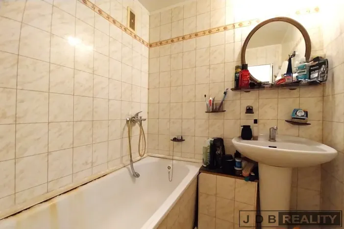 Prodej bytu 3+1, Praha - Prosek, Bílinská, 55 m2