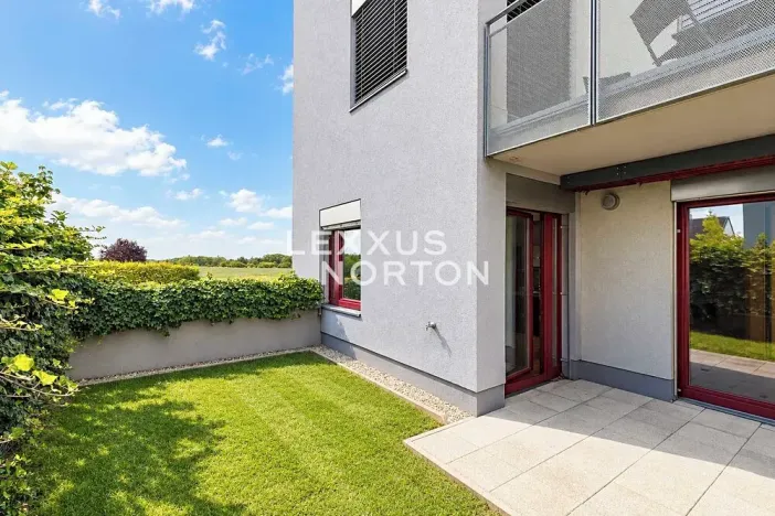 Pronájem bytu 2+kk, Praha - Uhříněves, V bytovkách, 54 m2