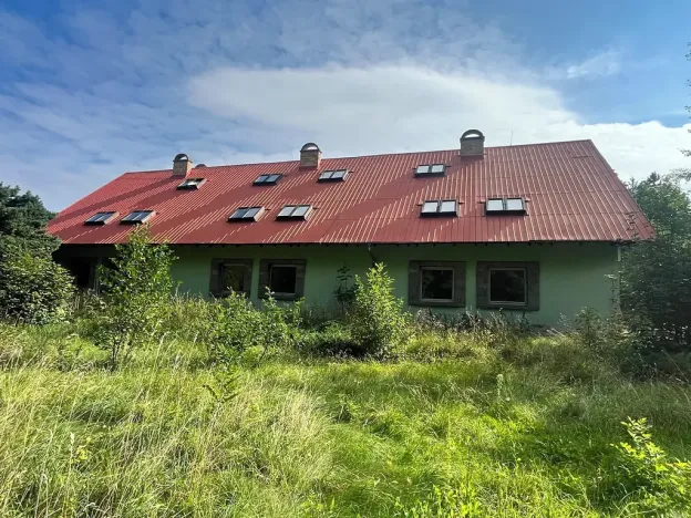 Dražba činžovního domu, Komorní Lhotka, 1000 m2