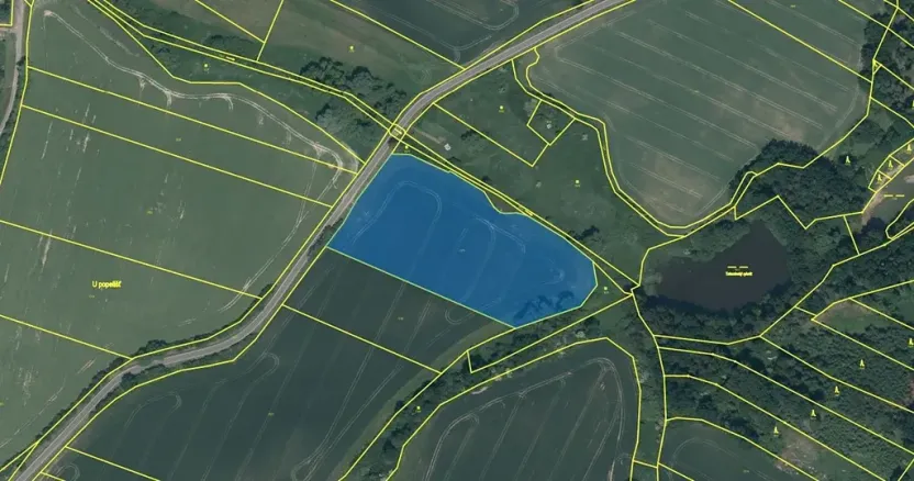 Dražba pozemku, Chotýšany, 15282 m2