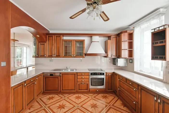 Pronájem rodinného domu, Praha - Štěrboholy, K valu, 220 m2
