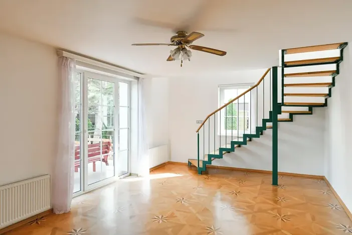 Pronájem rodinného domu, Praha - Štěrboholy, K valu, 220 m2