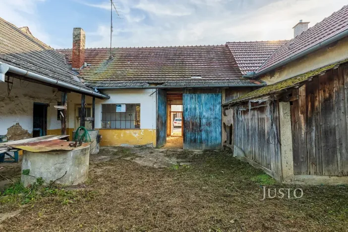 Prodej rodinného domu, Modrá, 102 m2