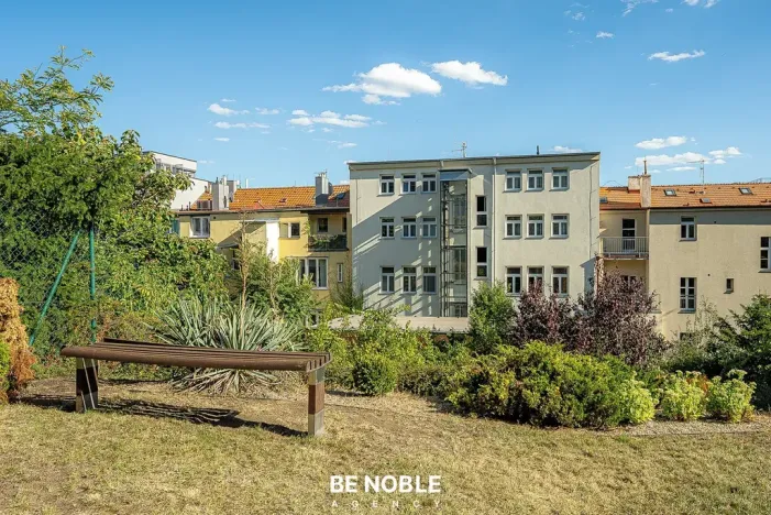 Prodej kanceláře, Praha - Smíchov, Švédská, 123 m2