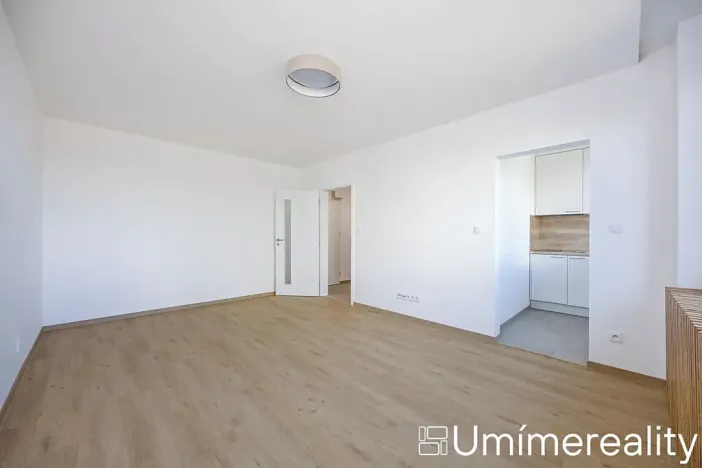 Prodej bytu 1+1, Praha - Chodov, Valentova, 30 m2