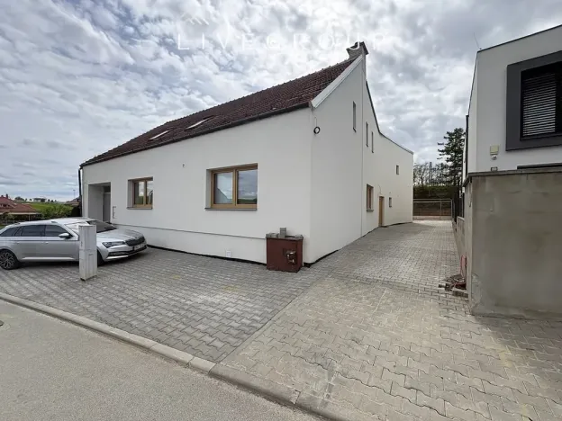 Pronájem bytu 3+1, Střelice, Jar. Svobody, 86 m2