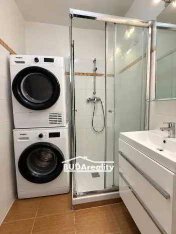 Prodej bytu 2+1, Zlín, Kvítková, 56 m2