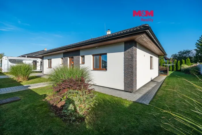 Prodej rodinného domu, Mukařov - Žernovka, K Památníku, 107 m2
