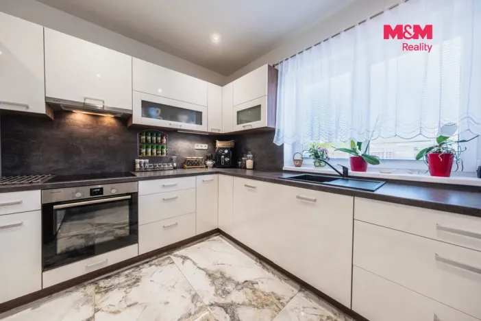 Prodej rodinného domu, Mukařov - Žernovka, K Památníku, 107 m2