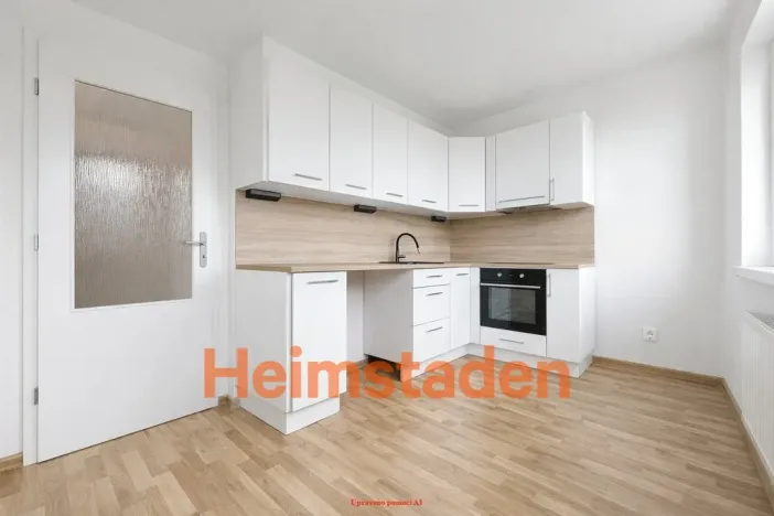 Pronájem bytu 1+kk, Karviná - Hranice, Slovenská, 30 m2