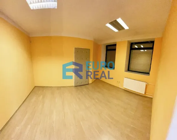 Pronájem kanceláře, Praha - Vinohrady, Máchova, 25 m2