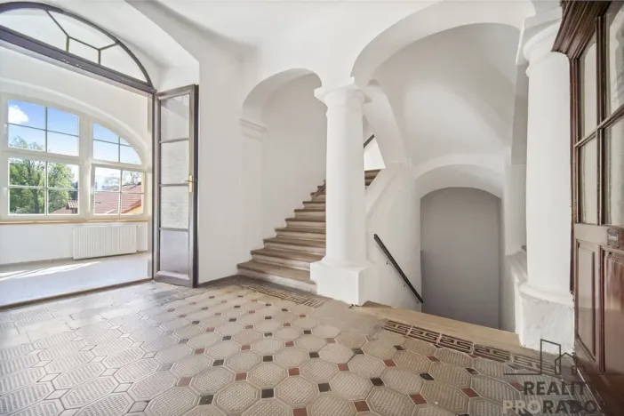 Pronájem kanceláře, Pardubice - Zelené Předměstí, třída Míru, 82 m2