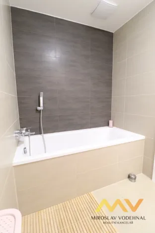 Pronájem bytu 1+kk, Hradec Králové - Pražské Předměstí, Václavkova, 32 m2