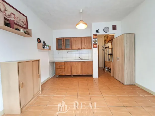 Pronájem bytu 1+kk, Chomutov, Kostnická, 20 m2