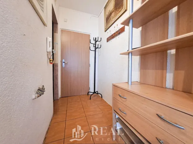 Pronájem bytu 1+kk, Chomutov, Kostnická, 20 m2