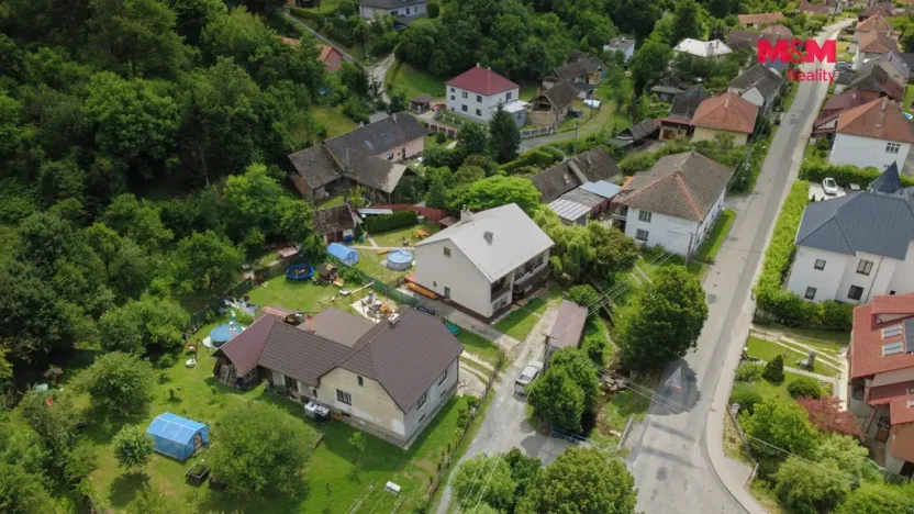 Prodej rodinného domu, Březnice, 260 m2