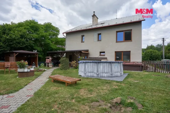 Prodej rodinného domu, Březnice, 260 m2