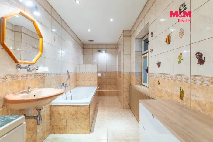 Prodej rodinného domu, Soběsuky - Milovice, 132 m2