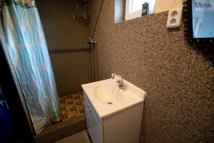 Pronájem výrobních prostor, Most, Tyršova, 128 m2