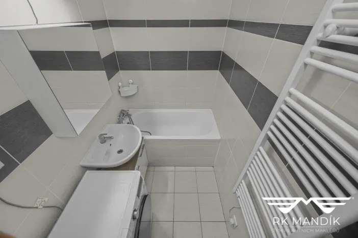 Prodej bytu 2+kk, Praha - Horní Měcholupy, Ravennská, 44 m2