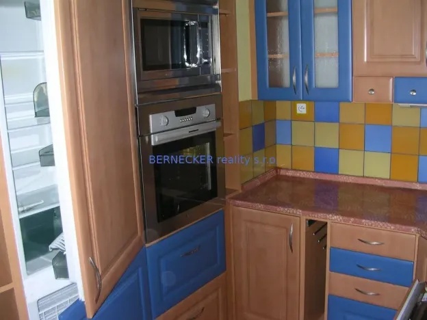 Pronájem bytu 2+kk, Hradec Králové, Štefánikova, 56 m2