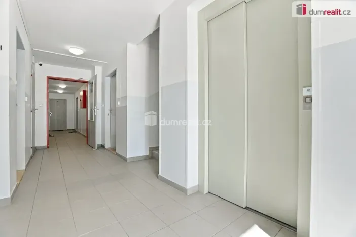 Prodej bytu 2+kk, Ostrov, Severní, 47 m2