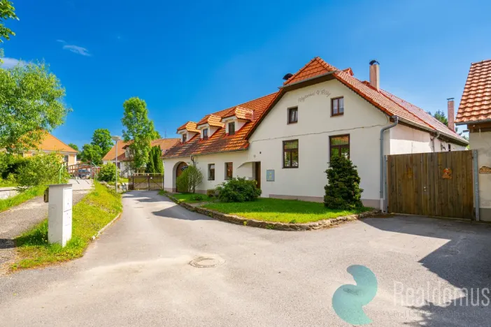 Prodej rodinného domu, Benešov nad Černou, 295 m2