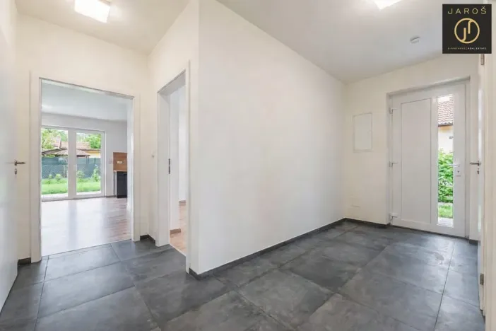 Prodej rodinného domu, Velvary, Svatojiřská, 93 m2