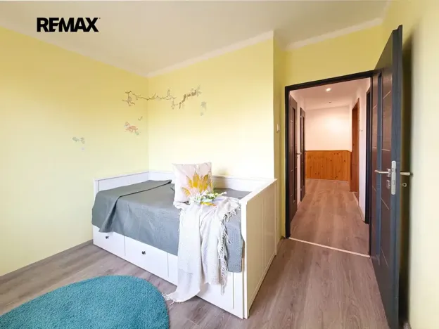 Prodej bytu 4+1, Deštná, U hřiště, 86 m2