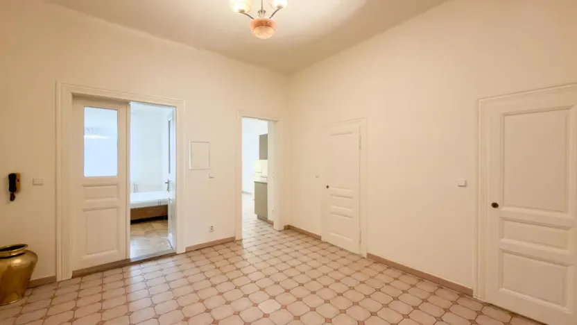 Pronájem kanceláře, Praha - Vinohrady, Lucemburská, 85 m2