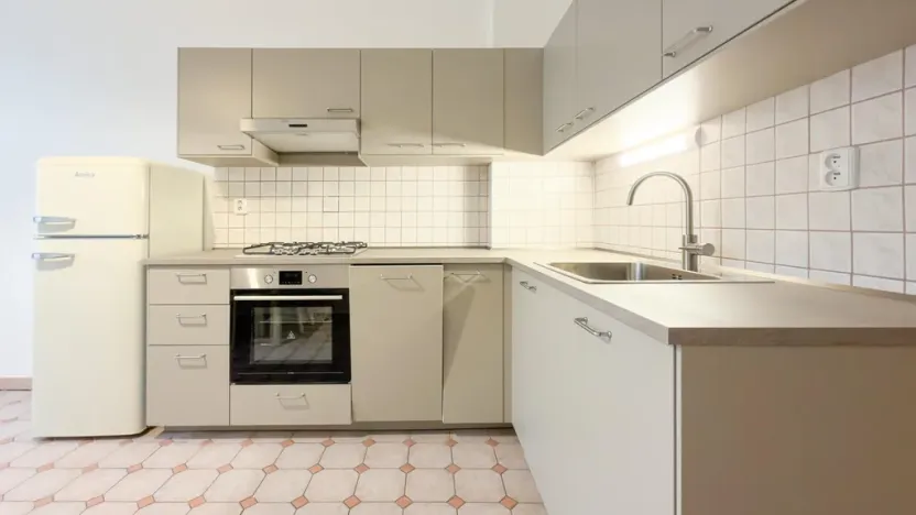 Pronájem kanceláře, Praha - Vinohrady, Lucemburská, 85 m2