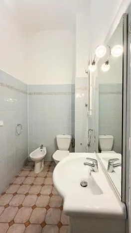 Pronájem kanceláře, Praha - Vinohrady, Lucemburská, 85 m2