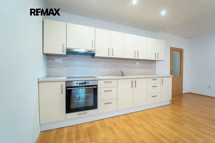 Pronájem bytu 1+kk, Kutná Hora, Tyršova, 43 m2