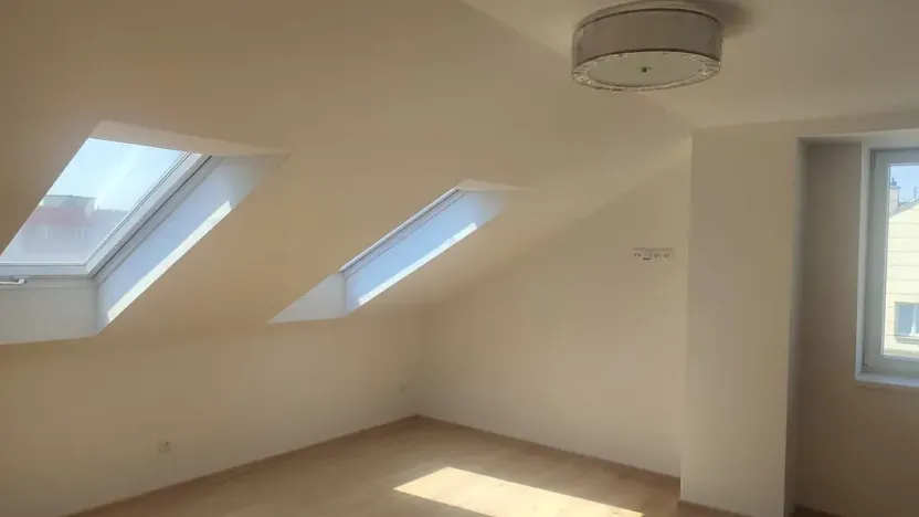 Pronájem bytu 3+kk, Opava, Olomoucká, 75 m2