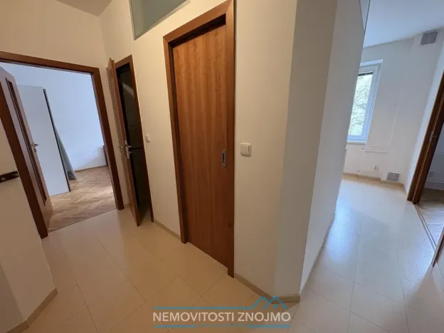 Pronájem bytu 2+1, Znojmo, Bolzanova, 60 m2