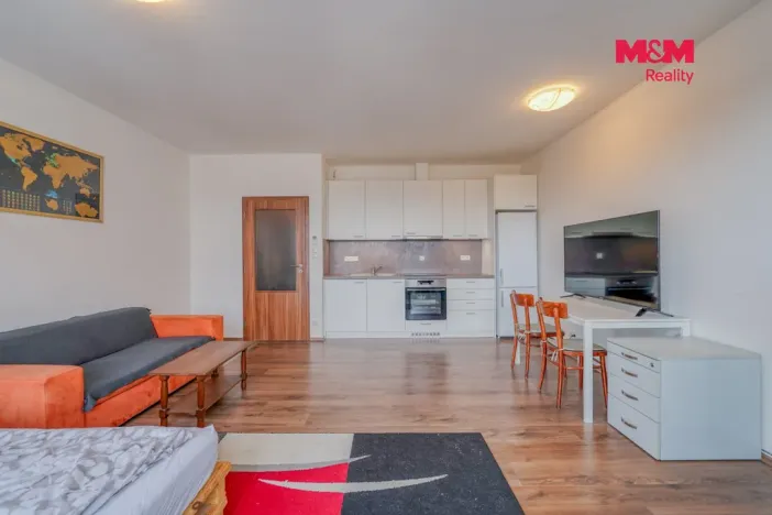 Prodej bytu 1+kk, Plzeň - Jižní Předměstí, Stehlíkova, 39 m2