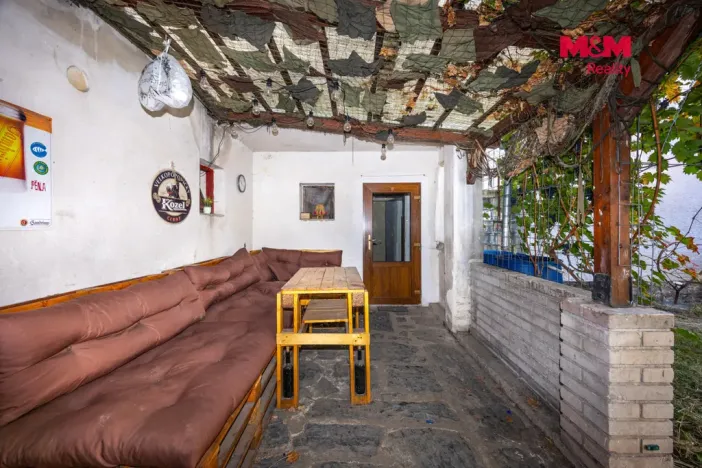 Prodej rodinného domu, Ústín, 242 m2