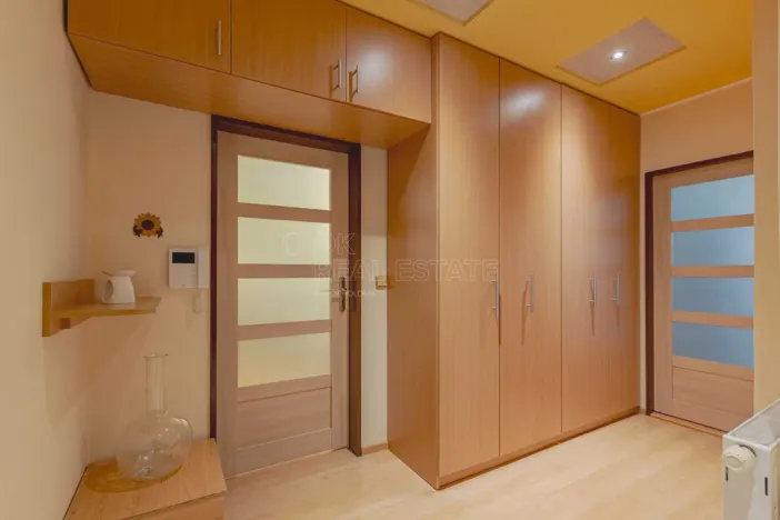 Prodej bytu 3+1, Praha - Bubeneč, U studánky, 82 m2