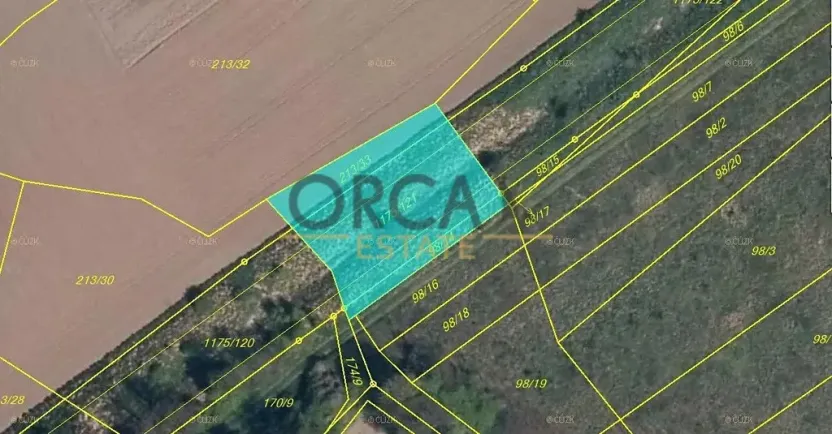 Prodej pole, Uherský Ostroh, 552 m2