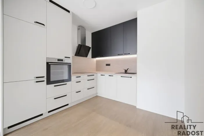 Pronájem bytu 2+kk, Hradec Králové, Na Střezině, 62 m2