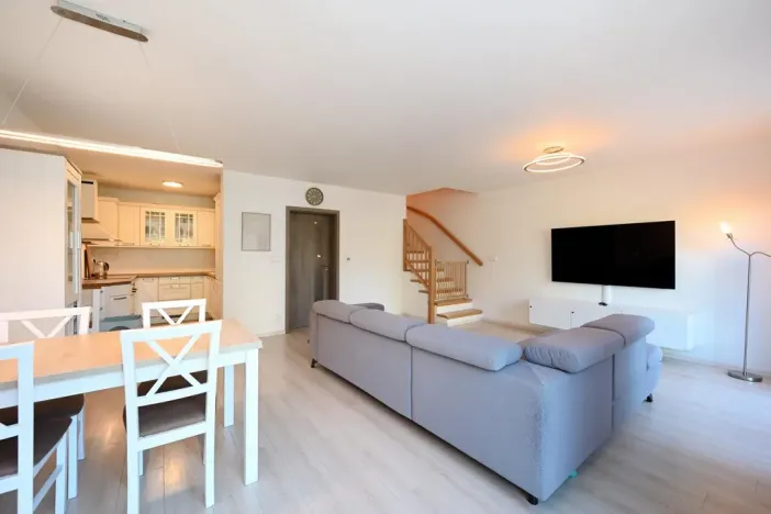 Pronájem rodinného domu, Zápy, 130 m2