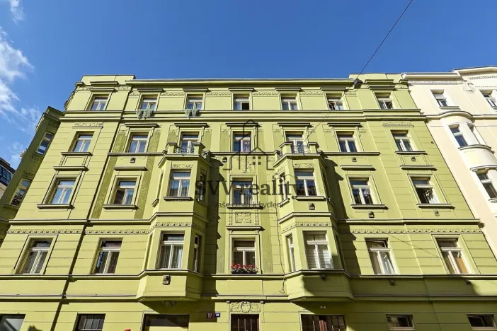 Prodej bytu 2+1, Praha - Bubeneč, Kamenická, 79 m2