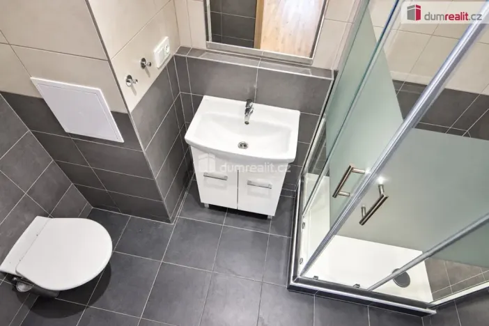 Pronájem obchodního prostoru, Neratovice, Kojetická, 39 m2