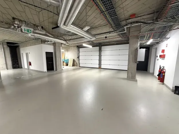 Pronájem garáže, Brno, třída Generála Píky, 12 m2